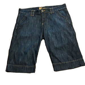 𝅺kut from the Kloth, capris, size 8, in good condition